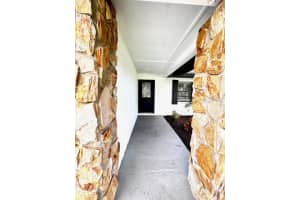 7612 WINGING WAY DRIVE, TAMPA, FL 33615 - MLS#MFRTB8422311