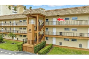 5020 Brittany Dr S #322, ST PETERSBURG