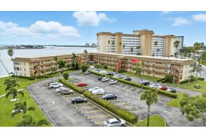 5020 BRITTANY DRIVE, ST PETERSBURG, FL 33715 - MLS#MFRTB8422322
