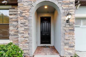 1389 HERITAGE LANDINGS DRIVE, LAKELAND, FL 33805 - MLS#MFRTB8422341
