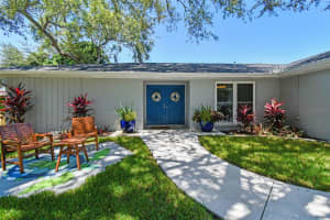 1975 ORANGE COURT, DUNEDIN, FL 34698 Sold 11/03/25