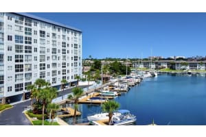 4939 Floramar Ter #302, NEW PORT RICHEY
