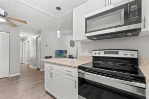 923 12TH AVENUE, TAMPA, FL 33605 - MLS#MFRTB8422449