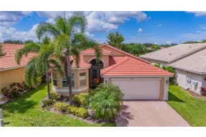 15931 GOLDEN LAKES DRIVE, WIMAUMA, FL 33598 - MLS#MFRTB8422454