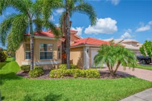 15931 GOLDEN LAKES DRIVE, WIMAUMA, FL 33598 - MLS#MFRTB8422454