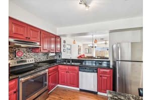 1728 MILL RUN CIRCLE, TAMPA, FL 33613 - MLS#MFRTB8422472