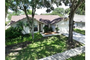 2556 ARBORWOOD DRIVE, VALRICO, FL 33596 - MLS#MFRTB8422503