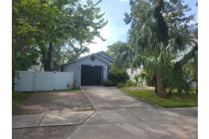 2404 GLENWOOD DRIVE, TAMPA, FL 33602 - MLS#MFRTB8422589