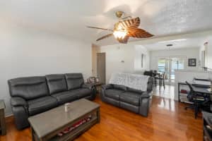 8913 90TH WAY, SEMINOLE, FL 33777 - MLS#MFRTB8422615