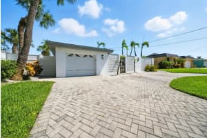 193 Mar St, ST PETE BEACH