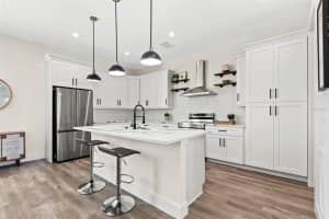 121 WARREN AVENUE, TAMPA, FL 33602 - MLS#MFRTB8422726