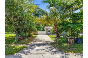 262 PALMACEA ROAD, FORT MYERS, FL 33905 - MLS#MFRTB8422746