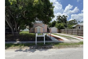 2710 53rd Ave N, ST PETERSBURG
