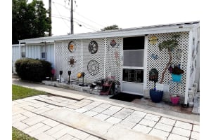 7801 34TH AVENUE, ST PETERSBURG, FL 33710 - MLS#MFRTB8422895