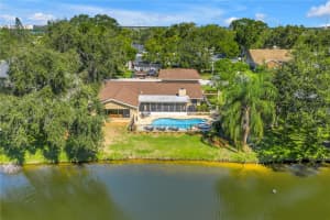 8950 Baywood Park Dr Seminole, FL 33777 - Off Market