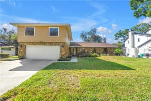 8950 Baywood Park Dr Seminole, FL 33777 - Off Market