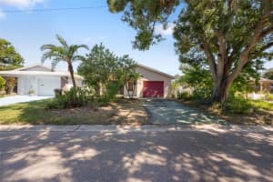 611 49th Ave N, ST PETERSBURG