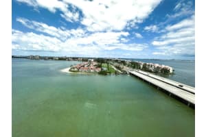 5220 Brittany Dr S #1306, ST PETERSBURG
