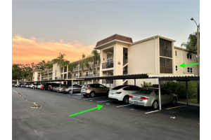 845 Maple Ct #210, DUNEDIN
