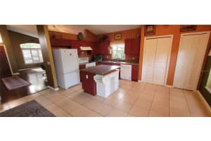 1136 CROWN ISLE CIRCLE, APOPKA, FL 32712 - MLS#MFRTB8422973