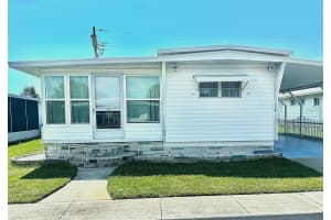 2000 BAY DRIVE, LARGO, FL 33771 - MLS#MFRTB8423038