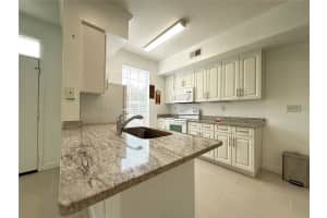 9650 LAKE CHASE ISLAND WAY, TAMPA, FL 33626 - MLS#MFRTB8423056