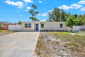 1235 Stockton Dr, CLEARWATER