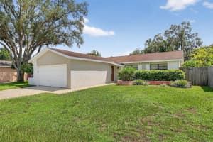 2827 EAGLE RUN CIRCLE, CLEARWATER, FL 33760 - MLS#MFRTB8423069