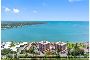 7430 SUNSHINE SKYWAY LANE, ST PETERSBURG, FL 33711 - MLS#MFRTB8423097