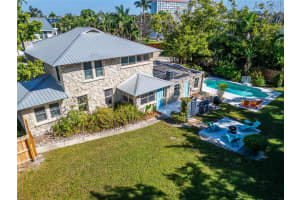 1933 3RD AVENUE, BRADENTON, FL 34205 - MLS#MFRTB8423147