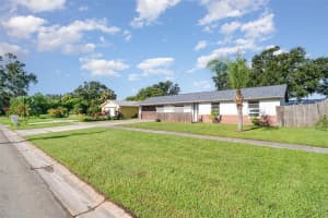 6004 FIREFLY LANE, APOLLO BEACH, FL 33572 Sold 10/20/25