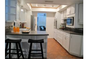 9510 103RD AVENUE, SEMINOLE, FL 33777 - MLS#MFRTB8423211