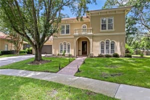 1940 FLORESTA VIEW DRIVE, TAMPA, FL 33618 - MLS#MFRTB8423213
