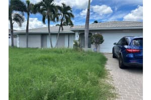 3807 48TH AVENUE, ST PETERSBURG, FL 33711 - MLS#MFRTB8423313
