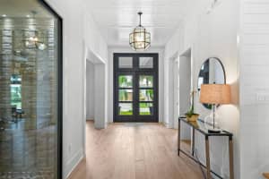 555 SUWANEE CIRCLE, TAMPA, FL 33606 - MLS#MFRTB8423327