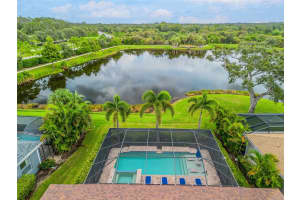 6919 WHITE WILLOW COURT, SARASOTA, FL 34243 - MLS#MFRTB8423368