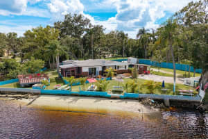 2102 W Ivy St, TAMPA