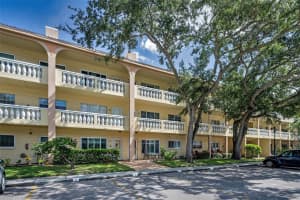 2226 SWITZERLAND WAY, CLEARWATER, FL 33763 Sold 10/31/25