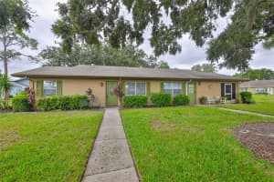 1904 CANTERBURY LANE, SUN CITY CENTER, FL 33573 - MLS#MFRTB8423420