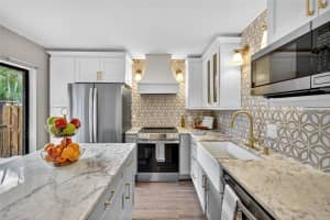 712 1ST COURT, PALM HARBOR, FL 34684 - MLS#MFRTB8423450
