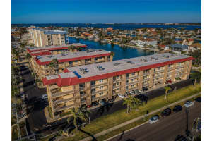 105 ISLAND WAY, CLEARWATER BEACH, FL 33767 - MLS#MFRTB8423455