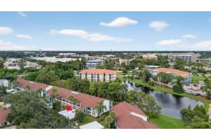 2537 Royal Pines Cir #19d, CLEARWATER