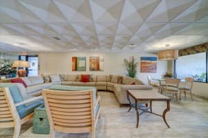 240 SAND KEY ESTATES DRIVE, CLEARWATER, FL 33767 - MLS#MFRTB8423548