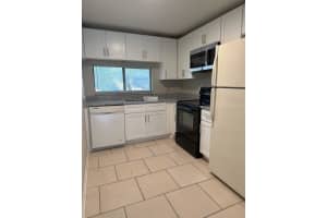 11411 MIDFIELD WAY, TAMPA, FL 33624 - MLS#MFRTB8423615