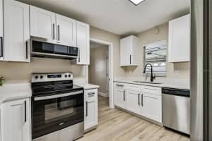 1805 BUTTERFLY PLACE, SUN CITY CENTER, FL 33573 - MLS#MFRTB8423651