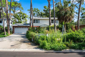 501 66TH AVENUE, ST PETERSBURG, FL 33705 - MLS#MFRTB8423658