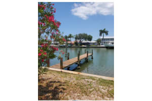 318 WINDRUSH BOULEVARD, INDIAN ROCKS BEACH, FL 33785 - MLS#MFRTB8423664