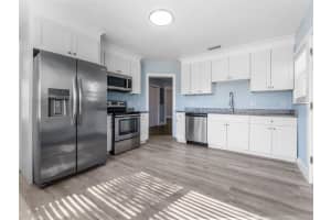 6812 NAVIN AVENUE, TAMPA, FL 33604 - MLS#MFRTB8423758
