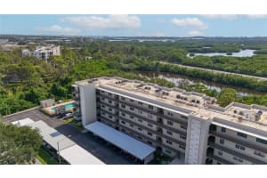 8198 TERRACE GARDEN DRIVE, ST PETERSBURG, FL 33709 - MLS#MFRTB8423777