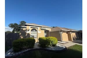 2601 Villa Dr, VALRICO